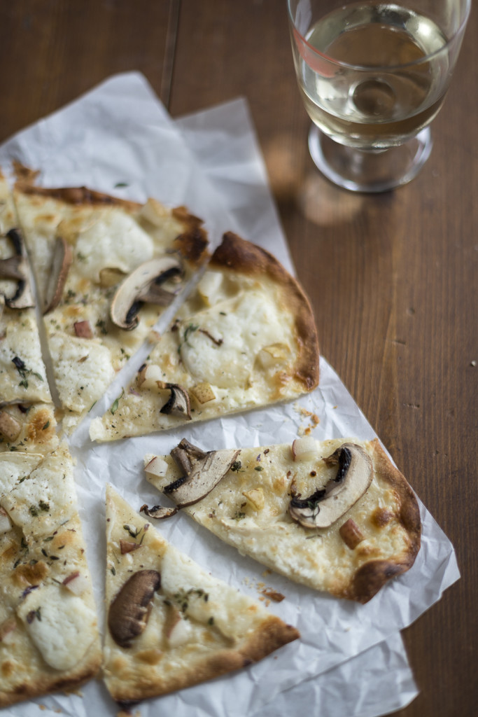 Flammkuchen mit Ziegenkäse