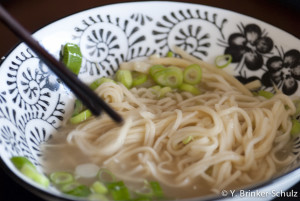 Ramen mit Oktopuswürstchen