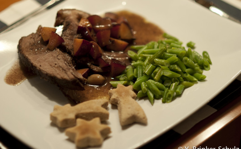 Kochen für Freunde – einfaches und gut vorzubereitendes 2 Gänge Menü: Lammbraten und Zimteis